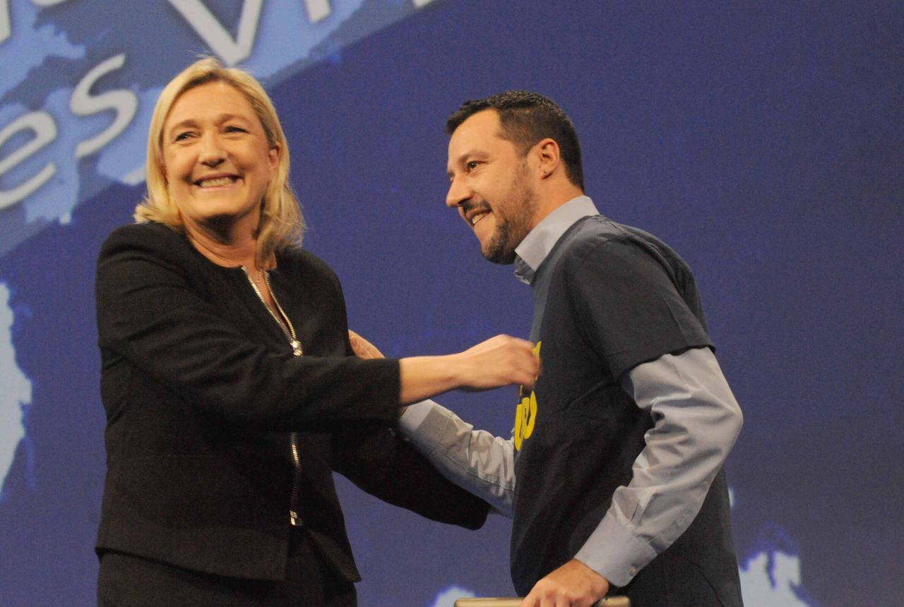 Salvini Milano 18 Maggio Marine Le Pen Discorso Lega Europee