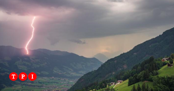 Tre ragazzi colpiti da un fulmine sul Gran Sasso uno è grave