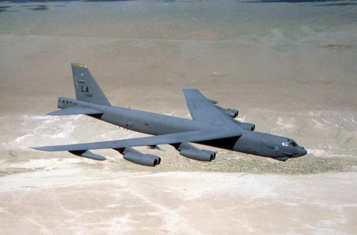 Stati Uniti | Cosa Sono I Bombardieri Nucleari B-52 | TPI