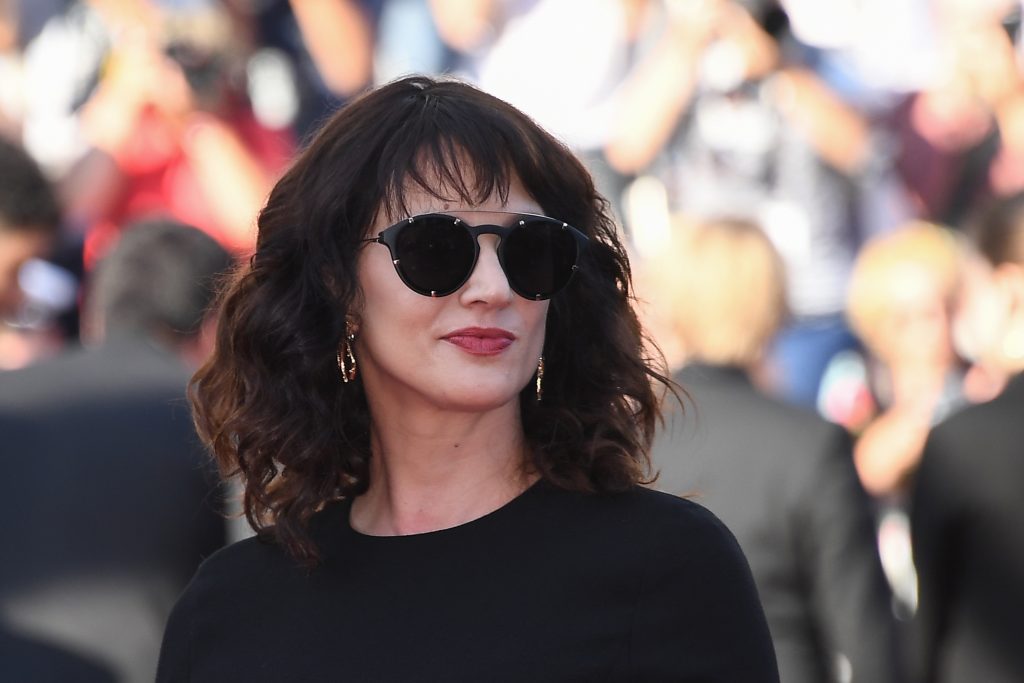 asia argento lascia twitter