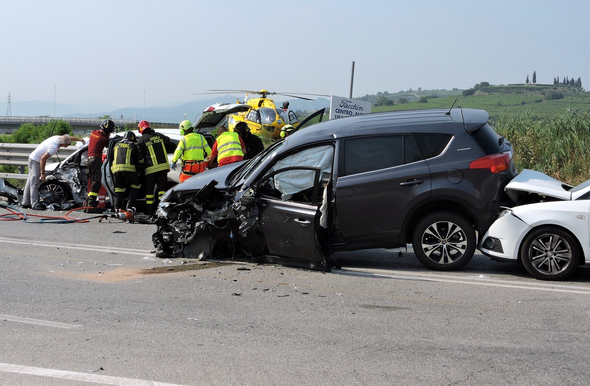 Incidente Roma Oggi Un Morto E Sei Feriti In Uno Scontro Fra Tre Auto