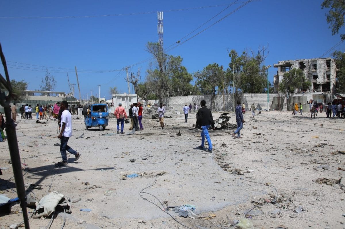 Attentato In Somalia, Autobomba Esplode A Mogadiscio: Almeno 17 Morti