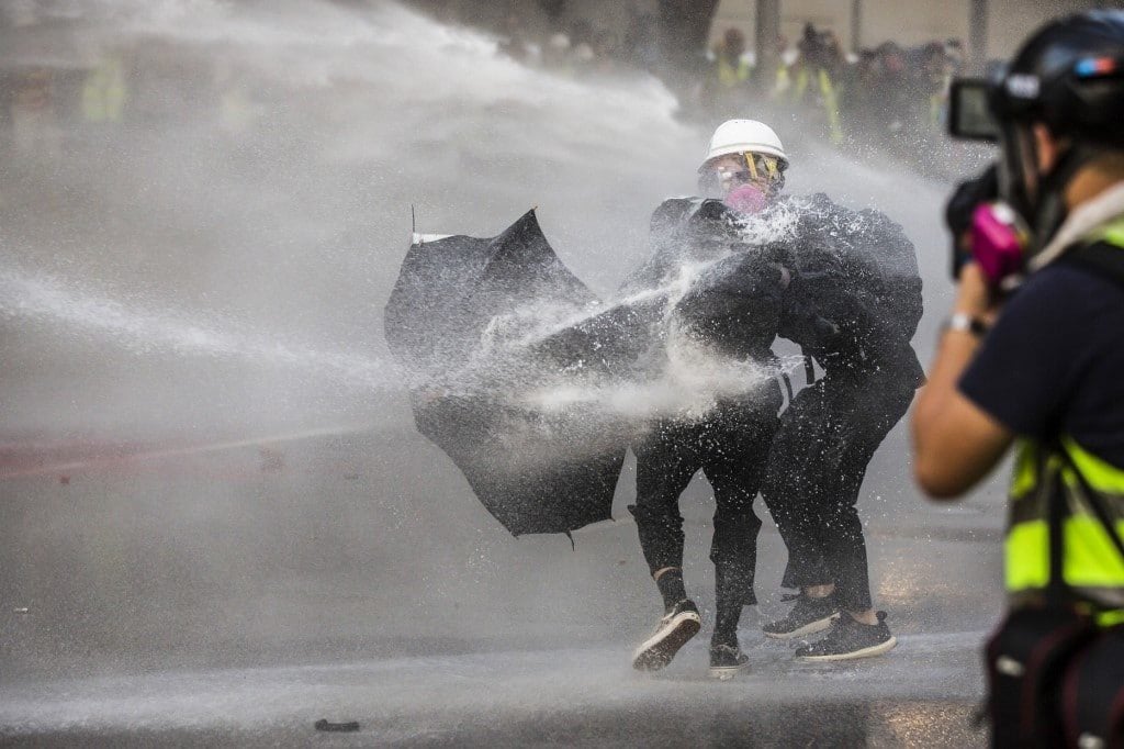 hong kong proteste repressione