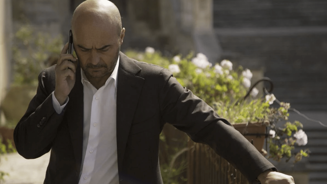 Montalbano Una Voce Di Notte Stasera In Replica Trama Cast