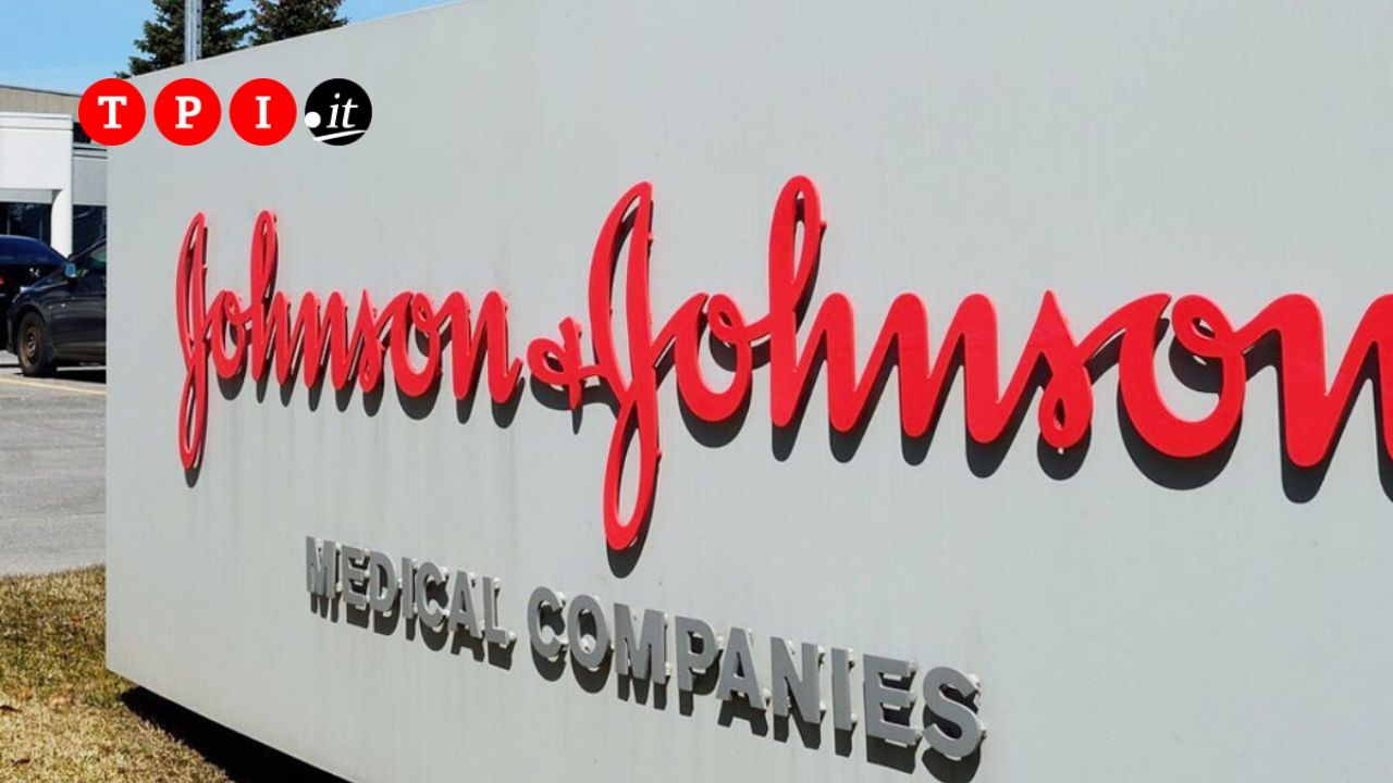 Джонсон джонсон москва. Johnson & Johnson. Johnson Johnson офис. Johnson Johnson офис в Москве. Джонсон Джонсон компания кратко.