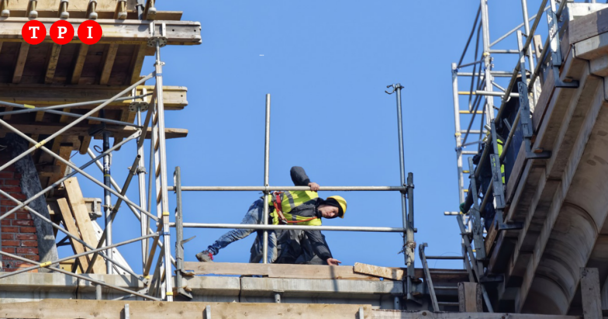 Incidente Sul Lavoro, Operaio Schiacciato Nel Cantiere Di Una Scuola: è ...