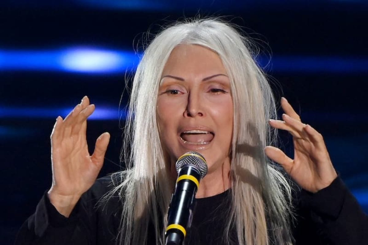 anna oxa assente domenica in speciale sanremo 2023 perchè motivo non va c'è diserta