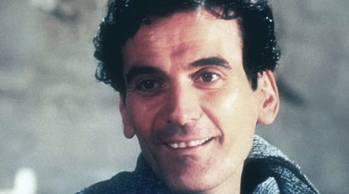 buon compleanno massimo troisi documentario rai 3 anticipazioni ospiti