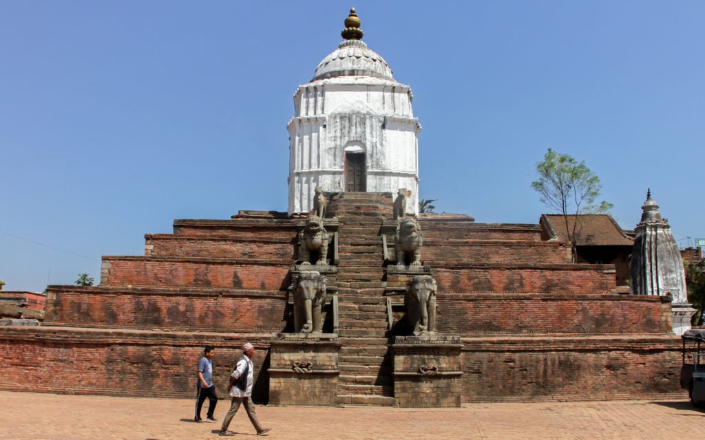 nepal tempio professore arrestato tiziano ronchi