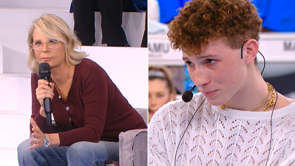 Amici 2023 Wax contro i giornalisti Maria De Filippi critiche