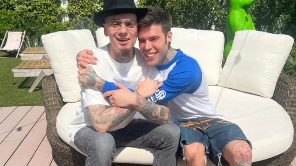 Fedez, J-Ax torna sulla famosa lite La pensiamo ancora diversamente ma...