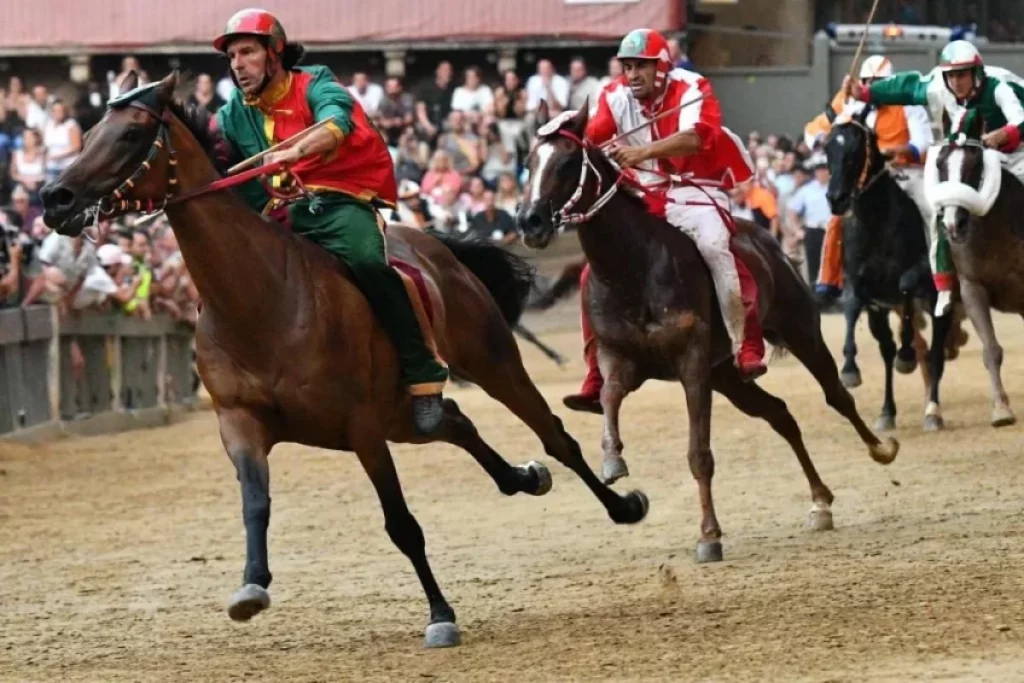 Palio di Siena 16 agosto 2023, le contrade che prenderanno parte alla Carriera di oggi