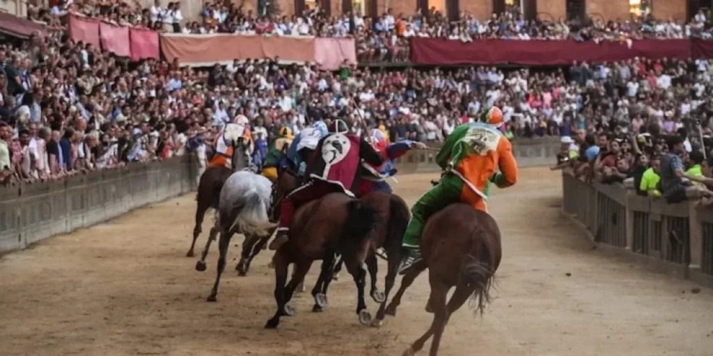 palio di siena 16 agosto 2023 contrade cavalli streaming durata mossa mossiere fantini