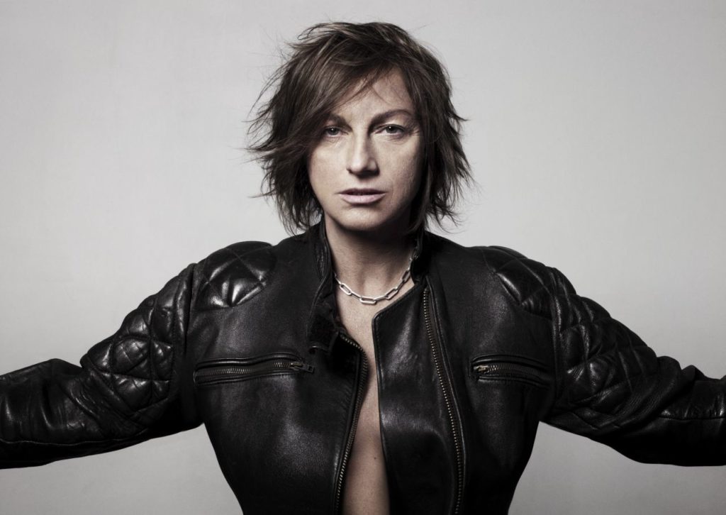 Sanremo 2024, abito di Gianna Nannini per la serata cover del Festival stilista, look, vestito