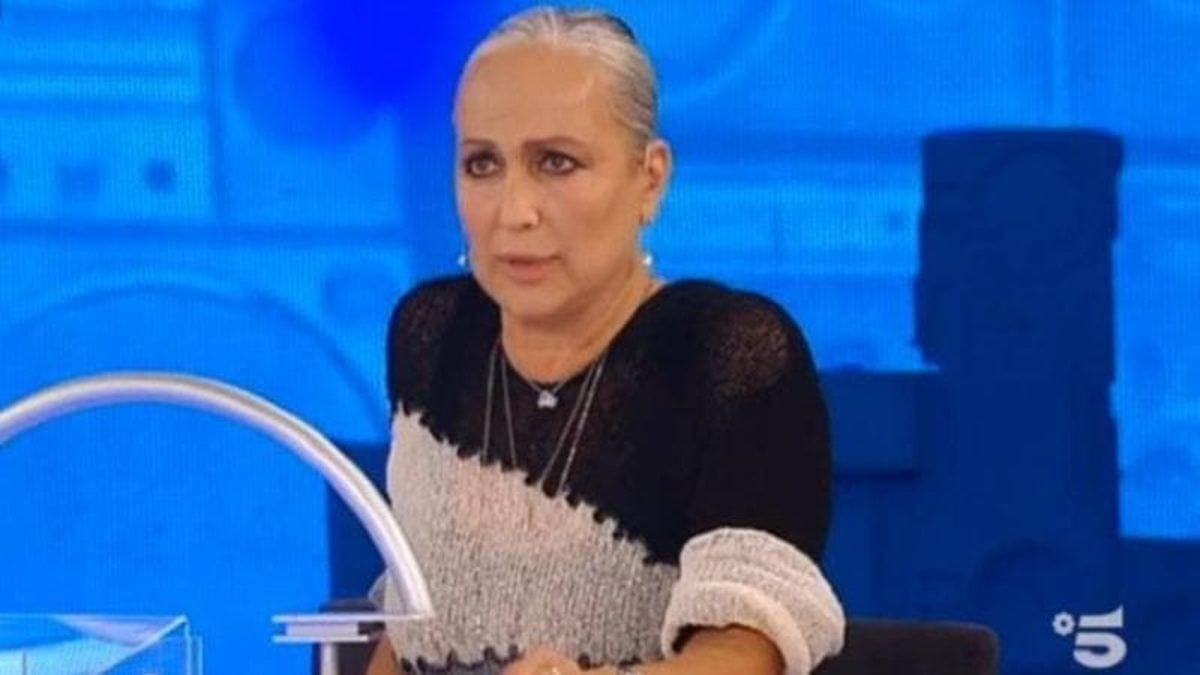 Alessandra Celentano: "Sembro stro**a e cattiva ma dico la verità. Non tradirei mai Amici e Maria De Filippi"