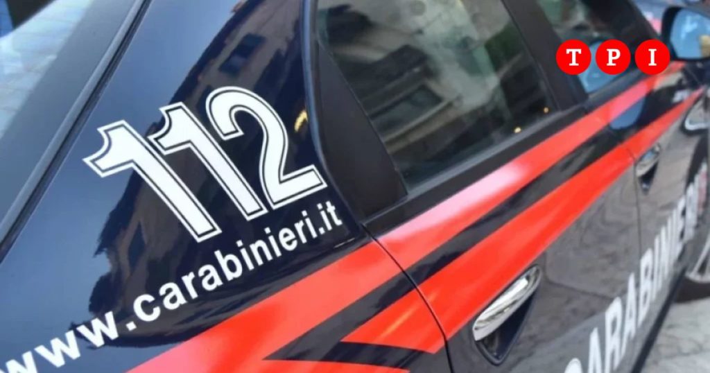 Adescato online, sequestrato per ore e rapinato: arrestati tre giovani per un’aggressione omofoba a Reggio Calabria