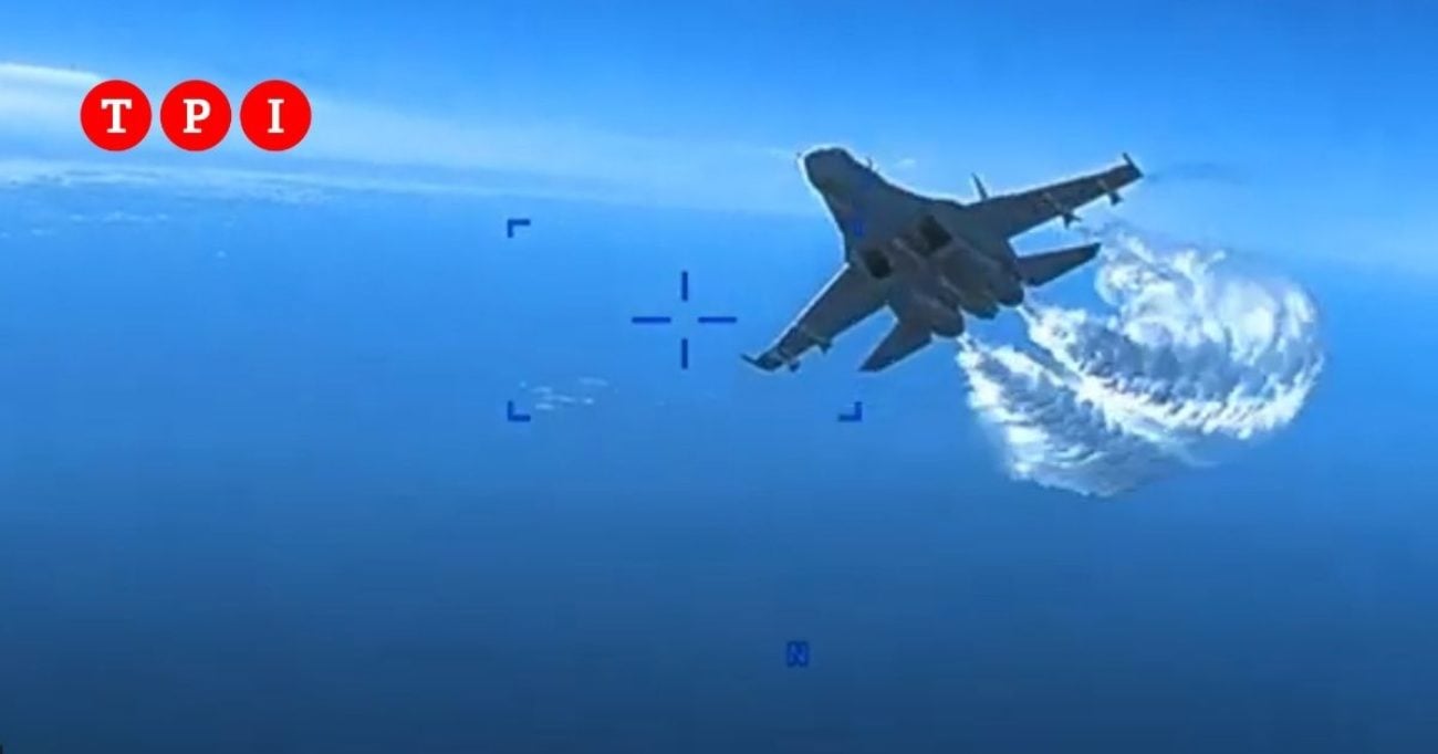 Ucraina, droni Usa sorvolano il Mar Nero. La Russia avverte: “Rischiamo uno scontro diretto con la Nato”