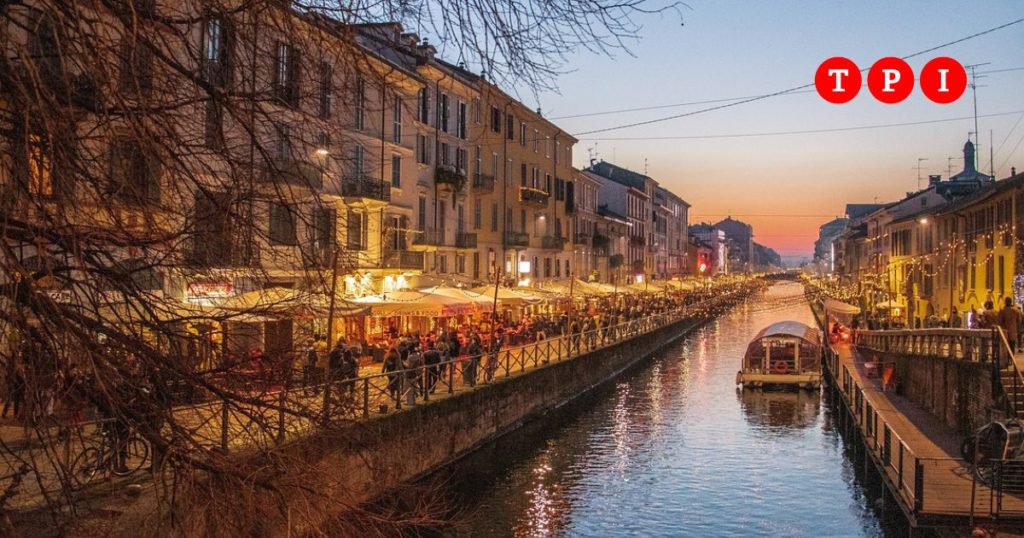 Stuprata in un locale sui Navigli a Milano, la sua azienda la licenzia: “Non sei più efficiente”