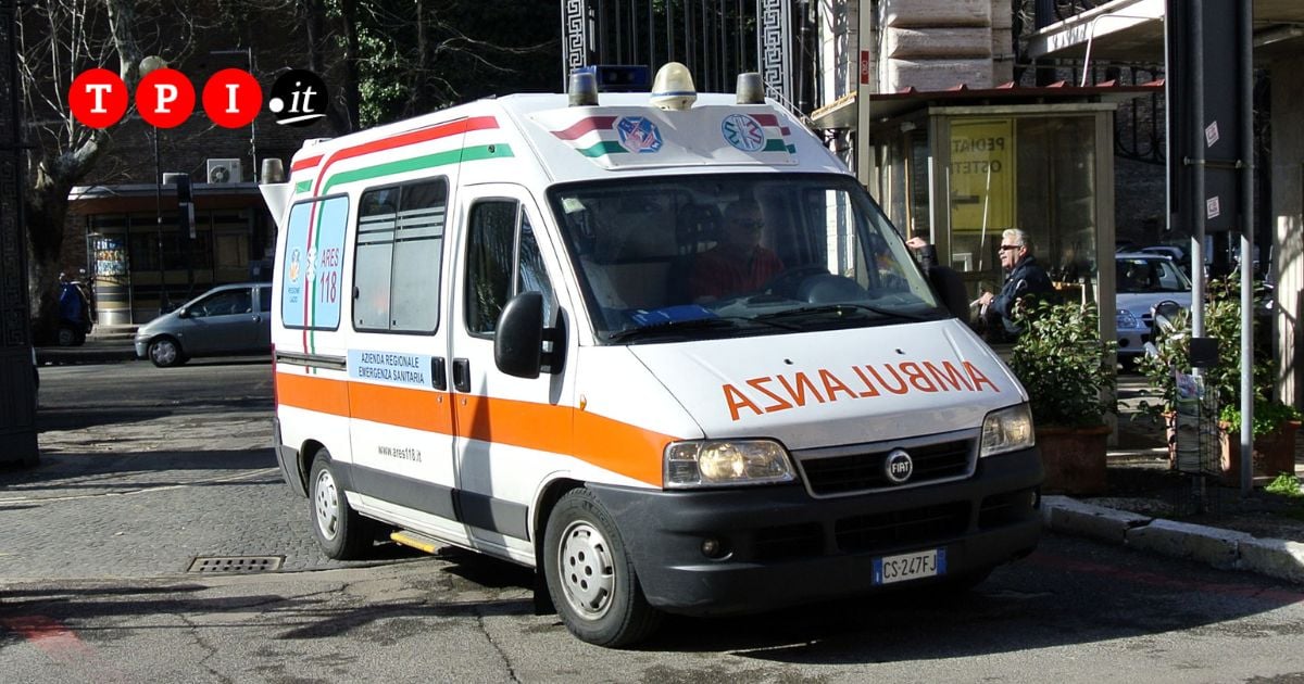 Rimini, donna si getta dal tetto con in braccio il figlio di 6 anni: entrambi sono morti