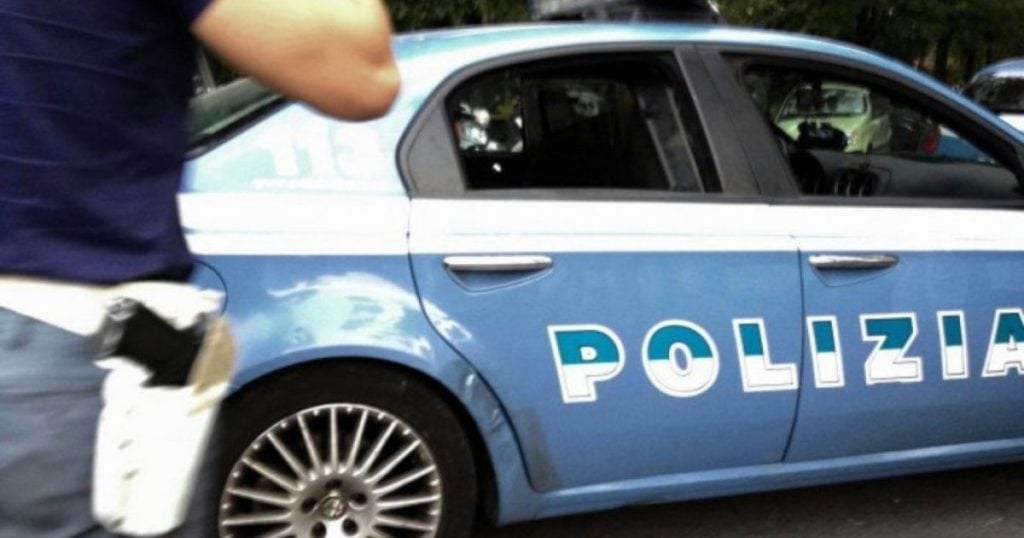 Caserta, tiene la ex segregata in casa e in schiavitù per anni, arrestato 34enne: “Senza cibo e acqua per lungo tempo”