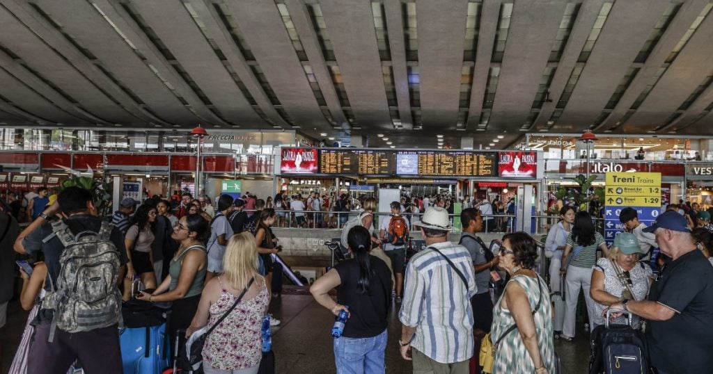 Guasto al Nodo di Roma, treni cancellati e ritardi fino a 160 minuti