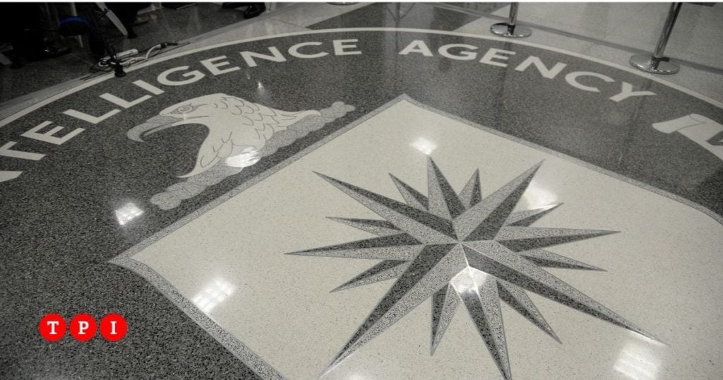 usa cia recluta informatori cina iran corea nord istruzioni contatti