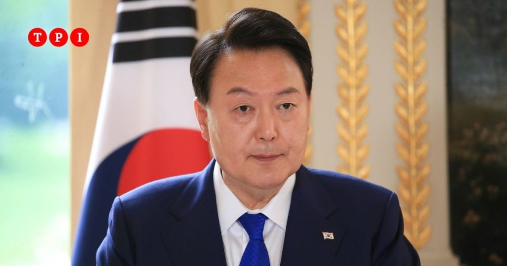 corea sud emesso mandato arresto presidente yoon suk yeol