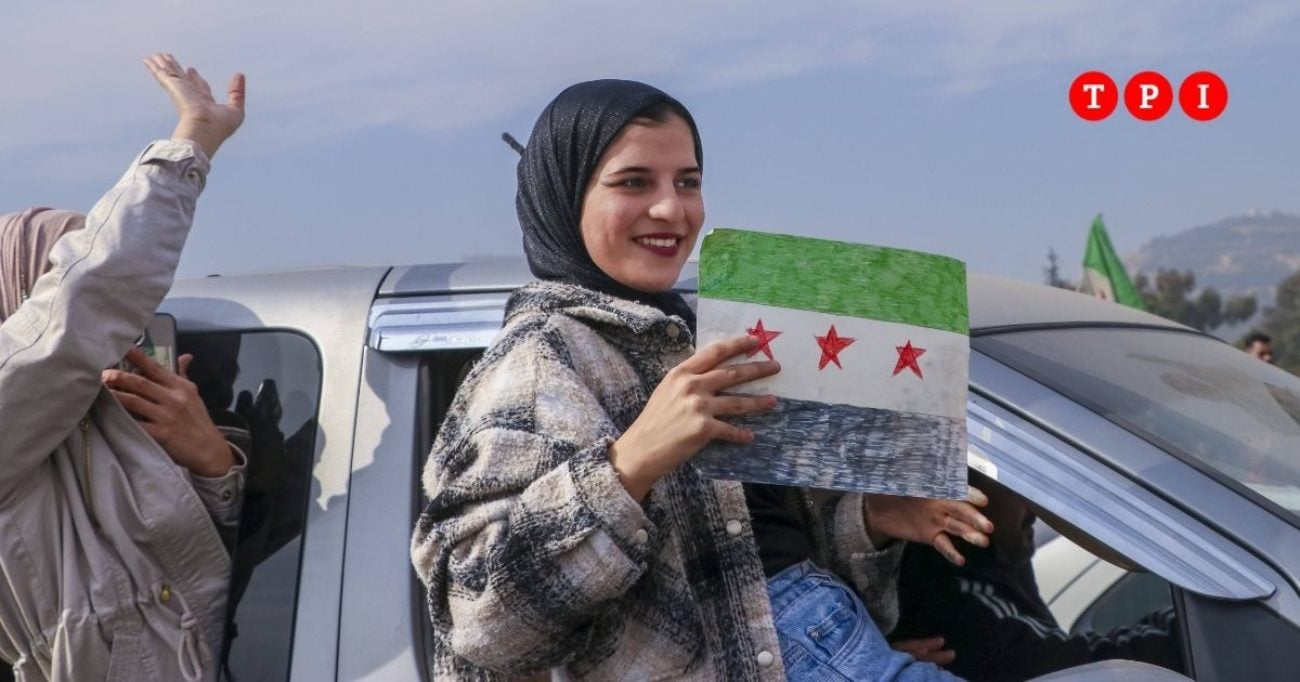 Com’è caduto il regime di Assad a Damasco e cosa può succedere ora in Siria