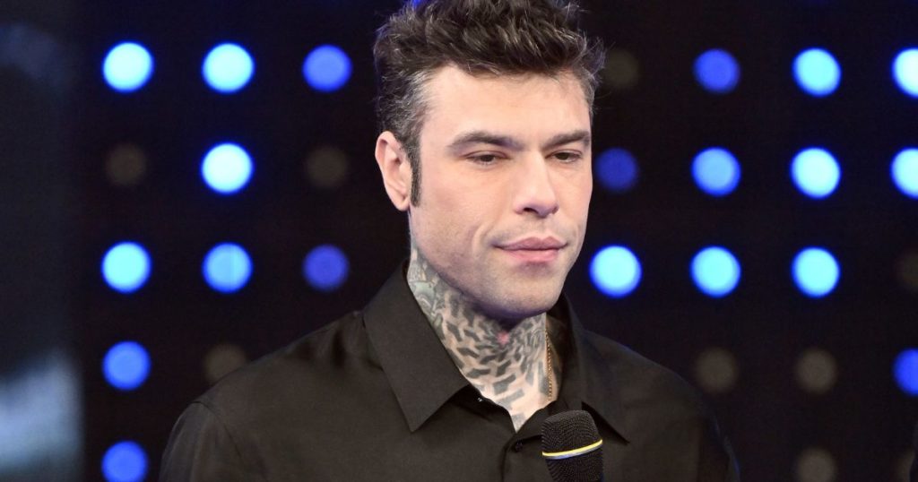 “Fedez potrebbe ritirarsi durante il Festival di Sanremo”: l’indiscrezione