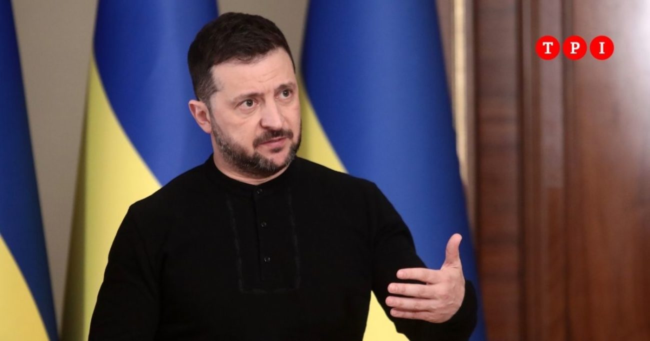 La Casa bianca fa pressioni su Kiev: “Firmi l’accordo sui minerali critici”. Zelensky: “Non posso vendere l’Ucraina”