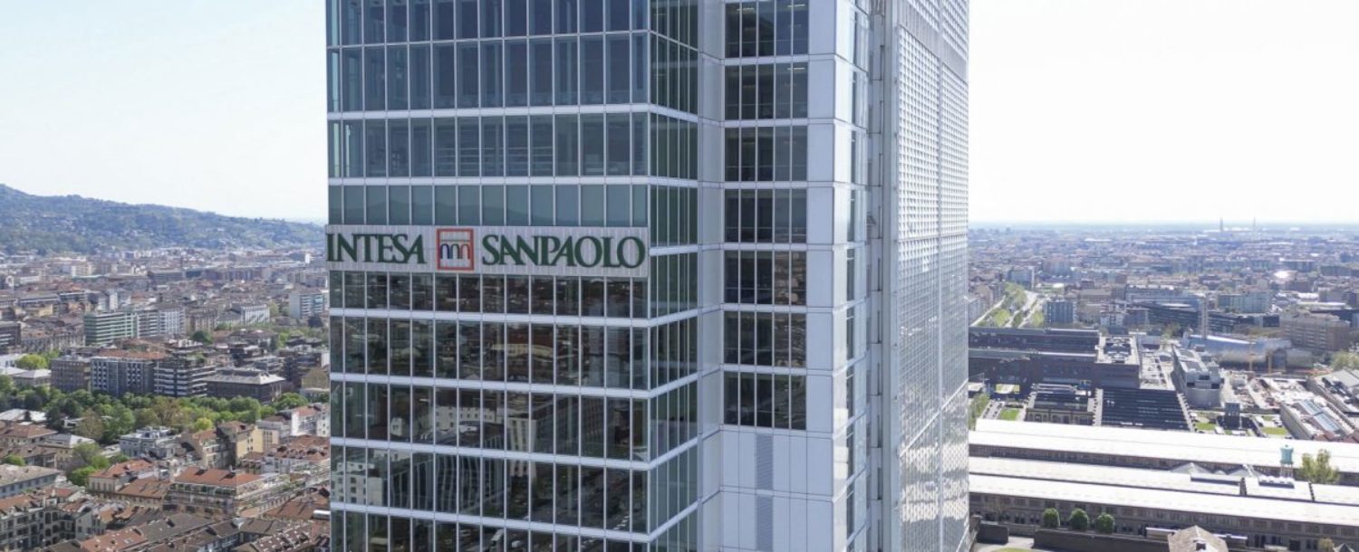 Intesa Sanpaolo: nel 2024 utile a 8,7 miliardi