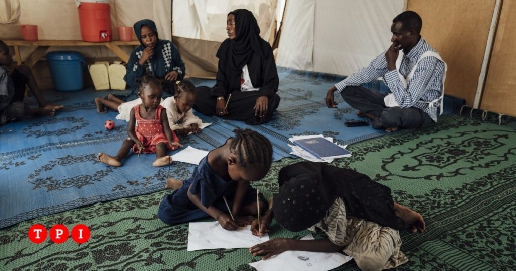 Oltre 7 milioni di minori senza scuola in tutto il mondo. L’appello di Laura Delli Colli per l’Unhcr su TPI: “Coloriamo il Futuro dei Bambini Rifugiati!”